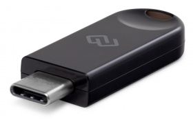 Адаптер USB Type-C Digma D-BT400U-C BT4.0+EDR class 1.5 20м черный